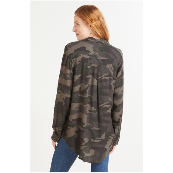RAILS Evereve NWT Jordin Camo Rayon Button Down Shirt // S - Picture 4 of 13